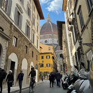Leonardo Suites Florence