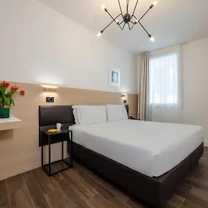מלון Globus Urban, פירנצה